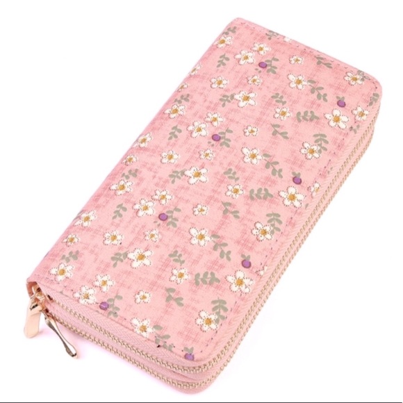 60. MYSTERY Super Cute Spring & Summer Floral Wallet / Wristlet - Picture 14 of 16